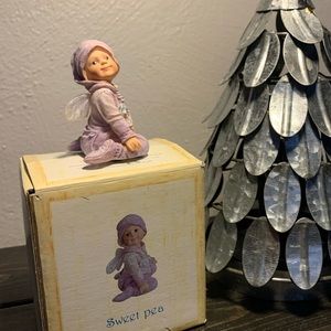 Boyds Collection Faeriessence Faerietots Baby Fairy Figurine Sweet Pea With Box